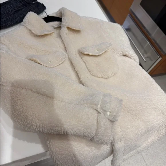 Kith Kids Cream Fleece Jacket - Picture 8 of 9